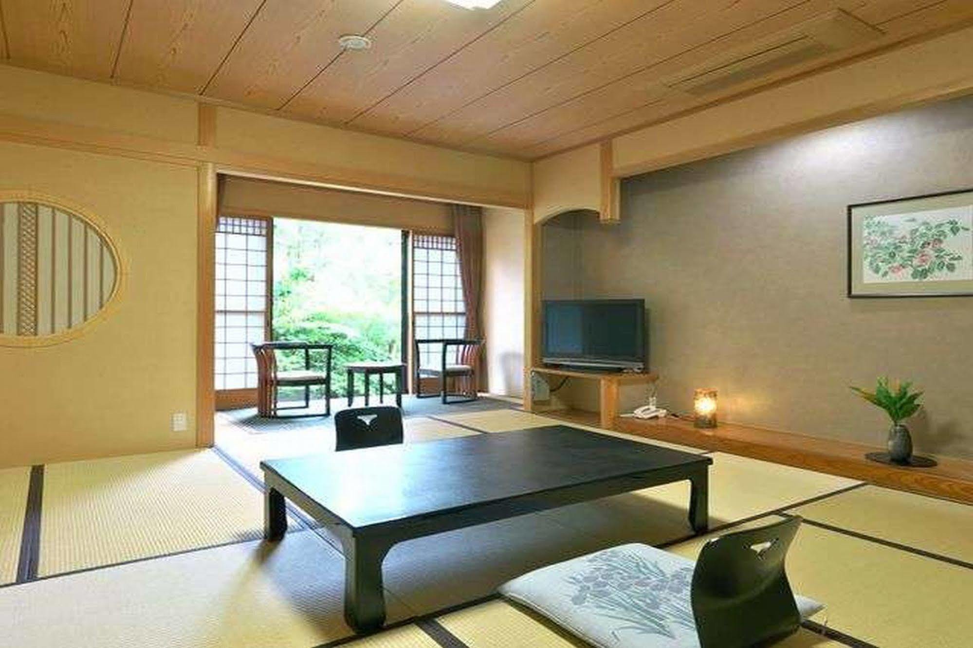 Yuraku Hotel Awara Ngoại thất bức ảnh